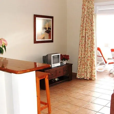 La Muralla Apartament *